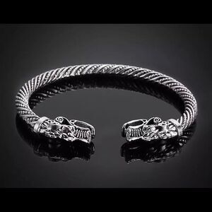 VINTAGE DRAGON HEAD CUFF BRACELET
